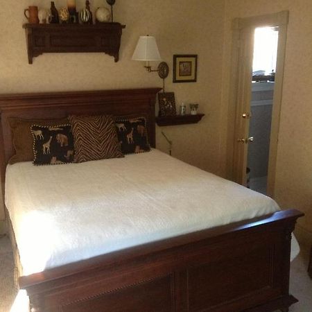 Newport Rose Cottage Phòng bức ảnh